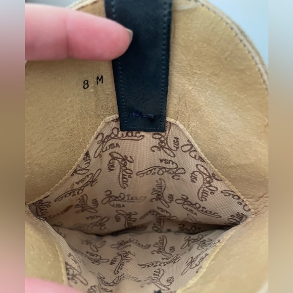 Beautiful Vintage 1980s Cream and Black Zodiac Boots - Picture 8 of 8